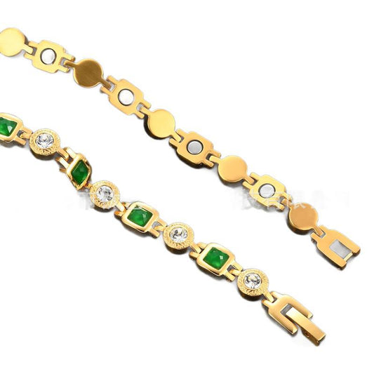 High-end Emerald Titanium Steel Necklace Classic Green Women's Synthetic Zirconia
